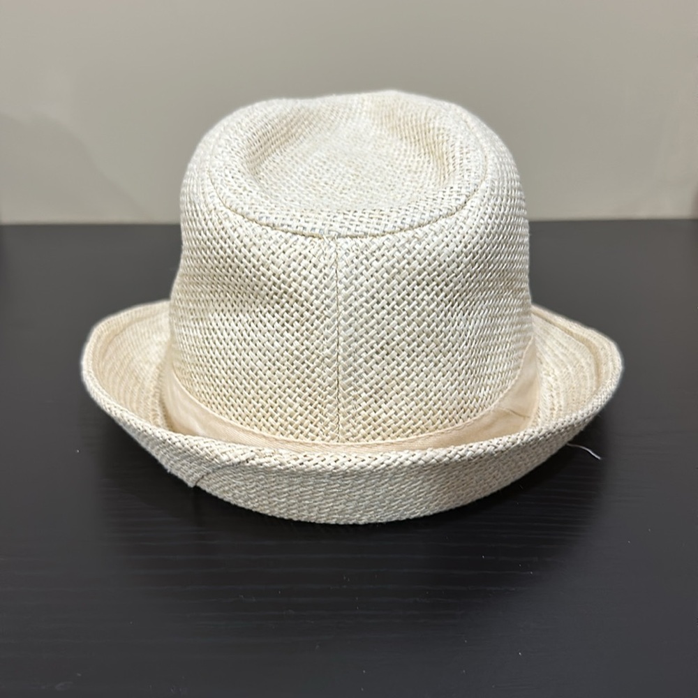 Beach hat - Picture 3 of 5